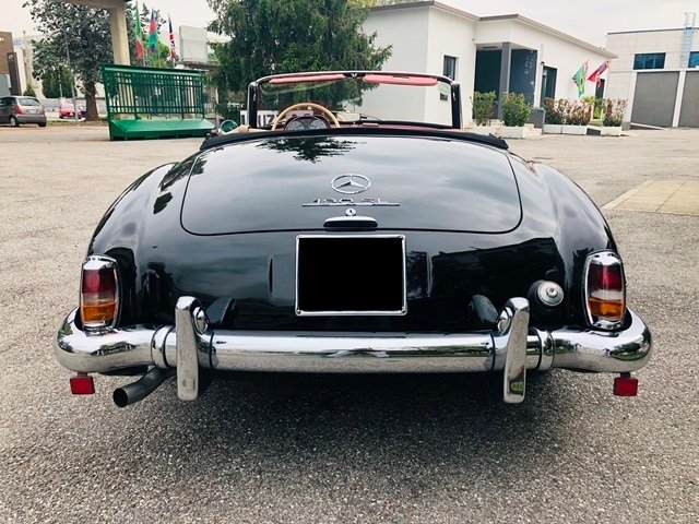 Cabriolet in Brescia, Province of Brescia, Italy 5 - 11242992