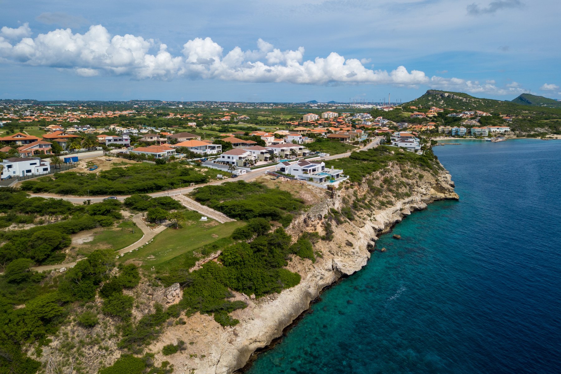 Blue Bay Oceanfront Lot Bb10 In Willemstad, Curaçao For Sale (10267125)