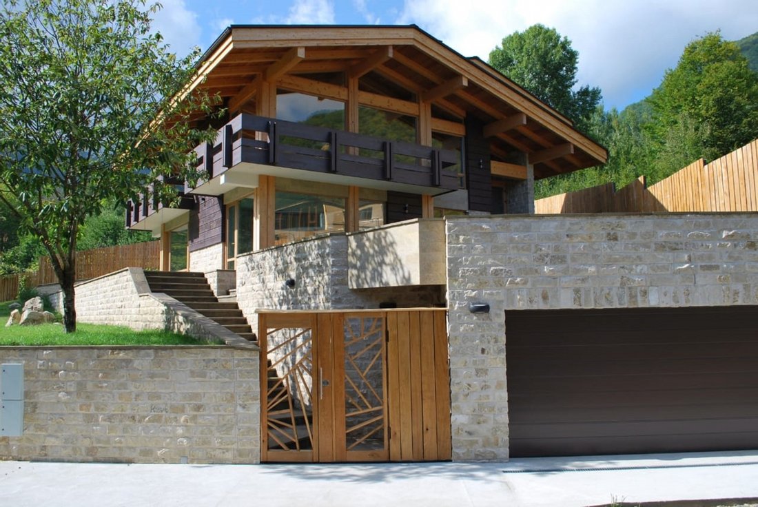 2 Storey House, 380 M² In Krasnaya Polyana, Krasnodar Krai, Russia For