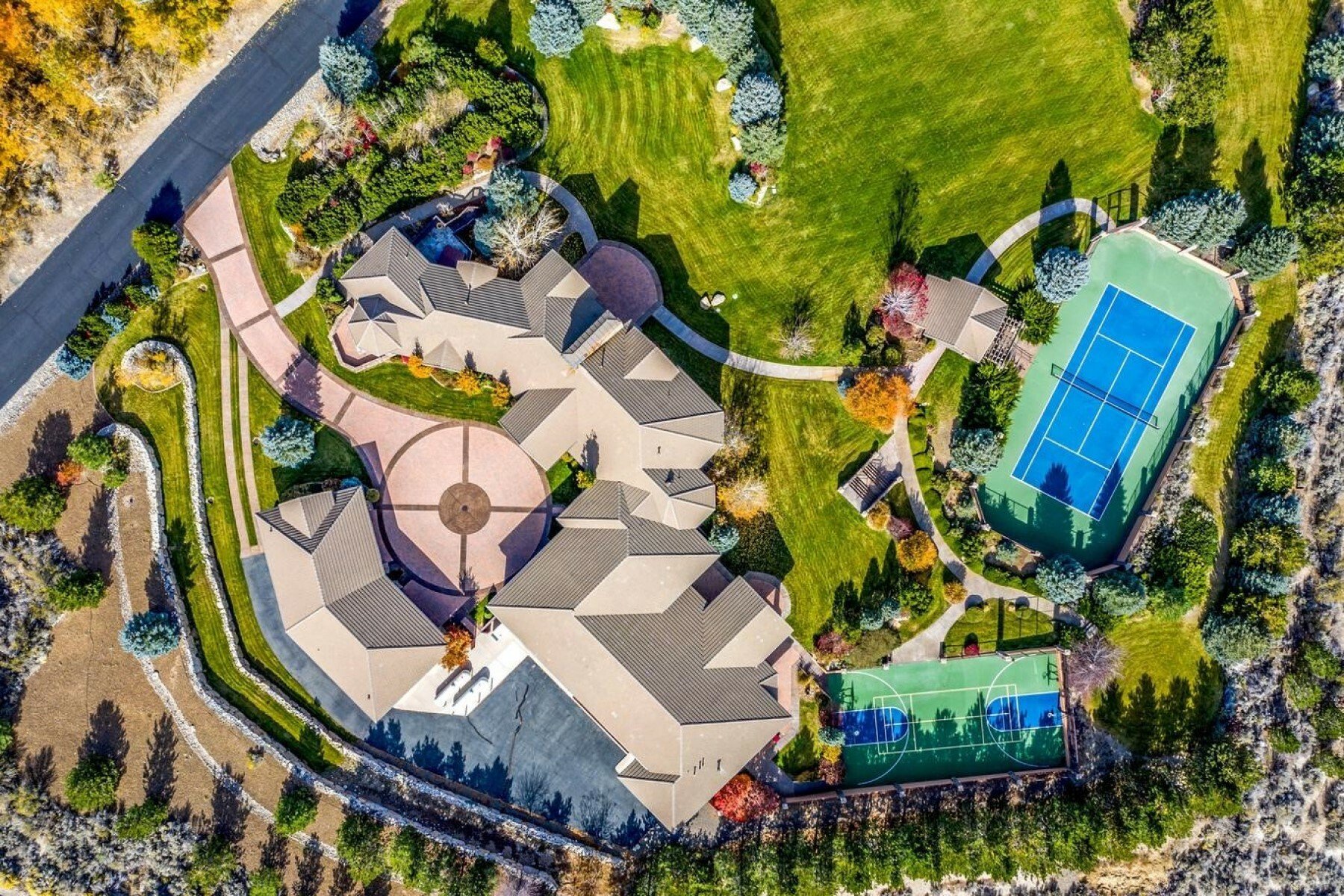 Private Estate Near Lake Tahoe In Gardnerville, Nevada, United States