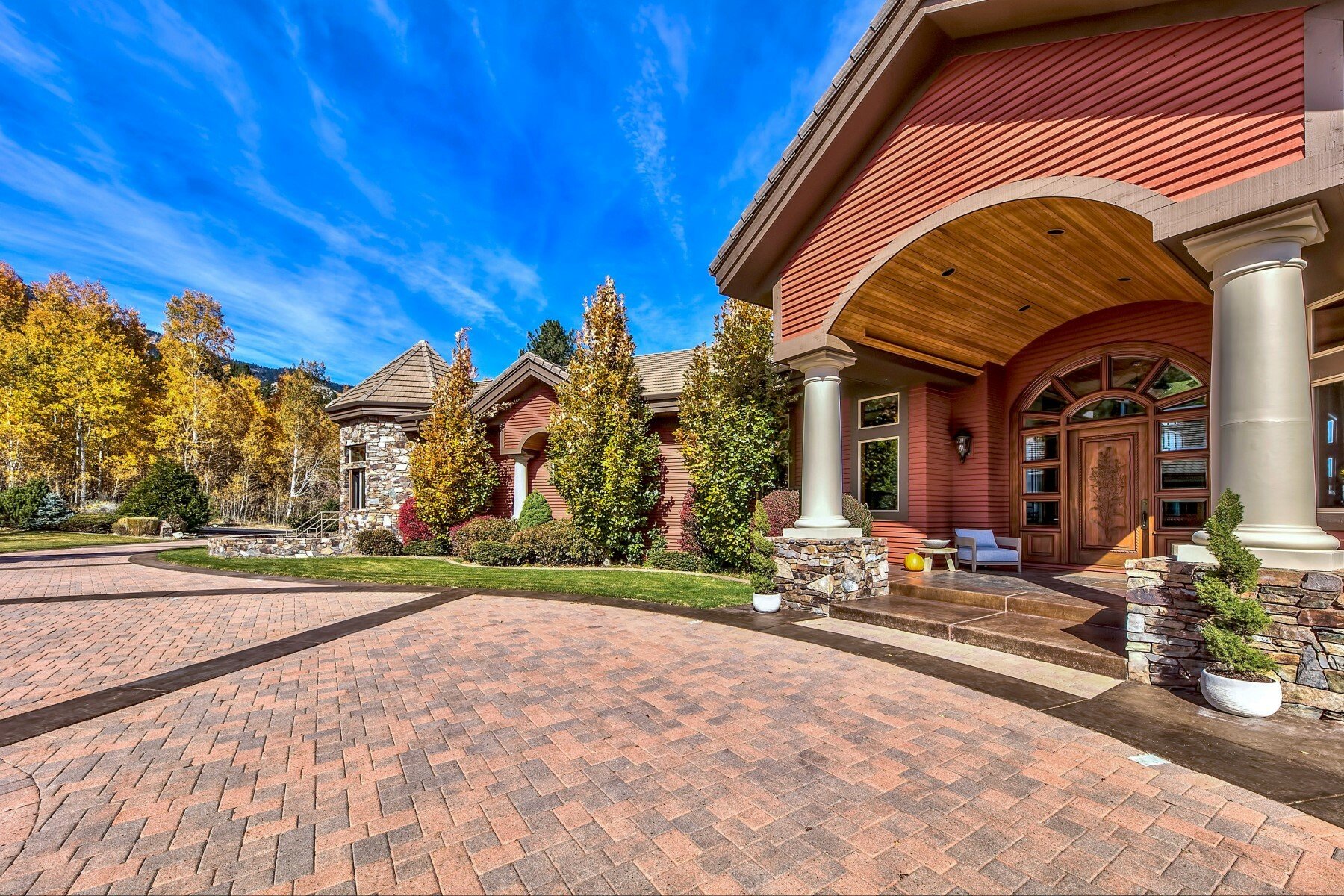 Private Estate Near Lake Tahoe In Gardnerville, Nevada, United States