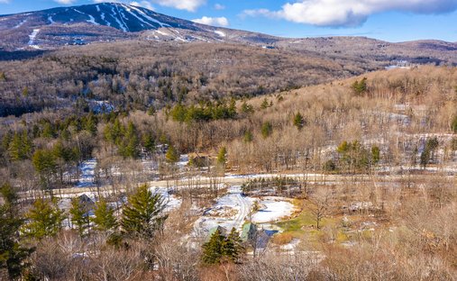 Luxury houses for sale in Jamaica, Vermont | JamesEdition