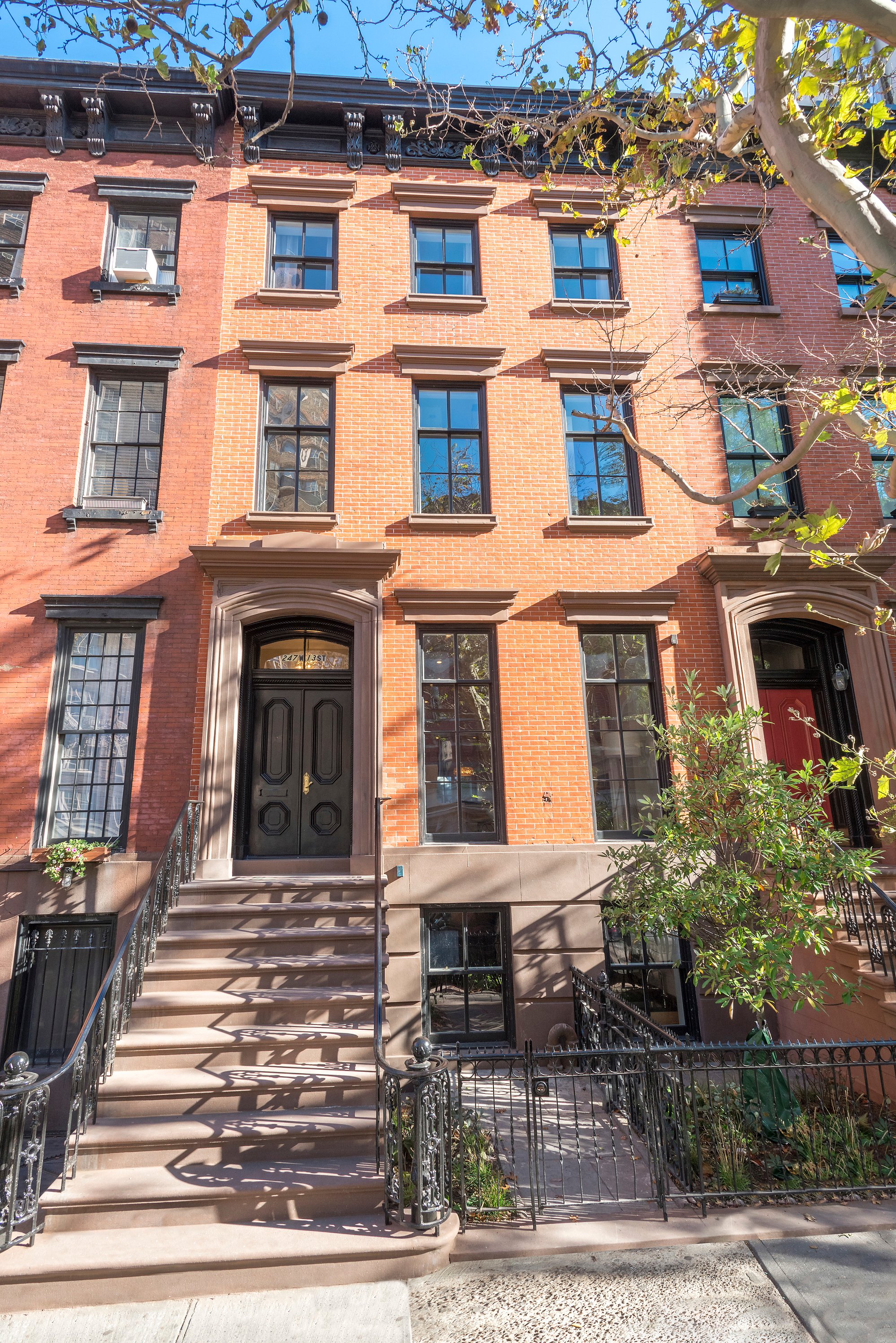 247 West 13th Street in New York City, NY, United States for sale