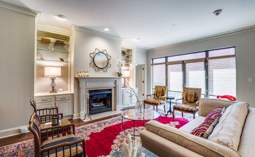 Condominios de lujo con biblioteca a la venta en 75219, Texas