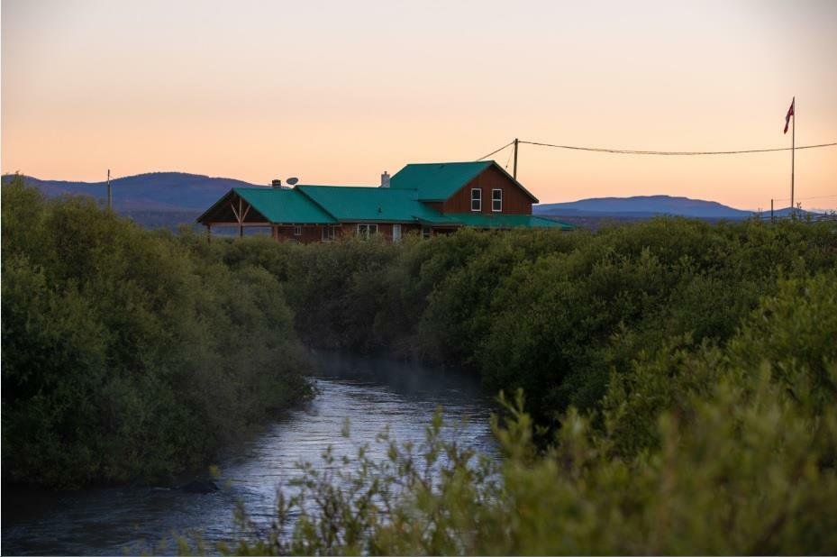 The Old Knowles Ranch, a Spectacular Working Ranch in in Alexis Creek