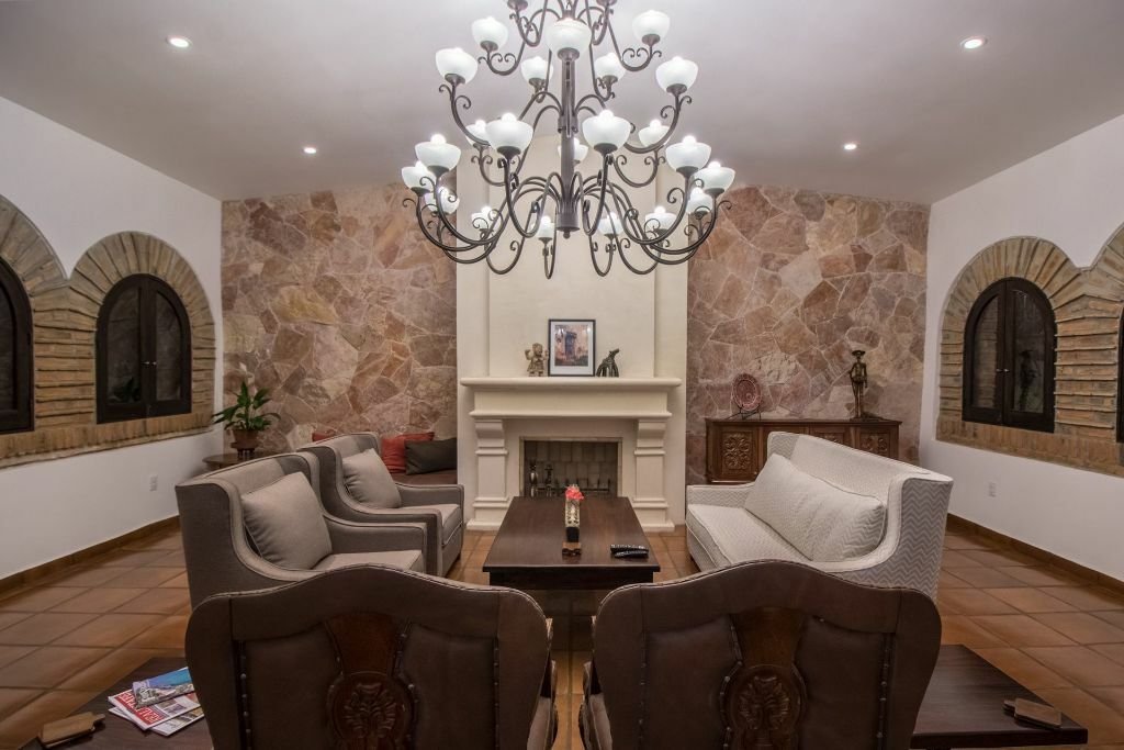 8 Bedrooms Single Family Detached In Boca De Tomatlan, Jalisco, Mexico