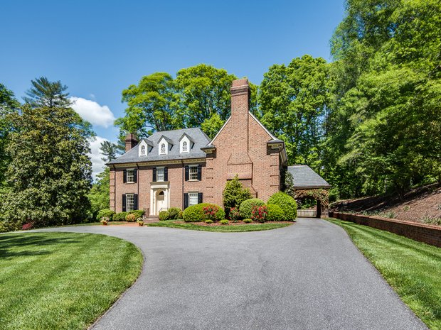 Luxury Homes For Sale In Hickory North Carolina JamesEdition