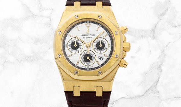 Audemars Piguet 26022BA.OO.D098CR.01 Royal Oak Chronograph 18K Yellow Gold Silvered Dial (11269566)