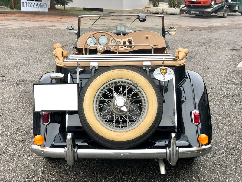 Cabriolet in Brescia, Province of Brescia, Italy 4 - 11272410