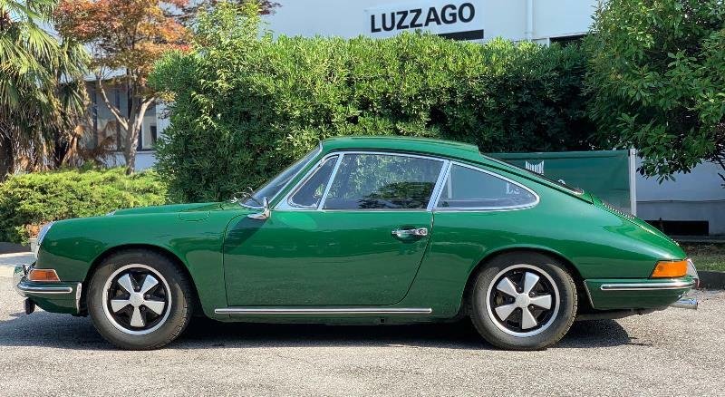 Coupe in Brescia, Province of Brescia, Italy 2 - 11272338