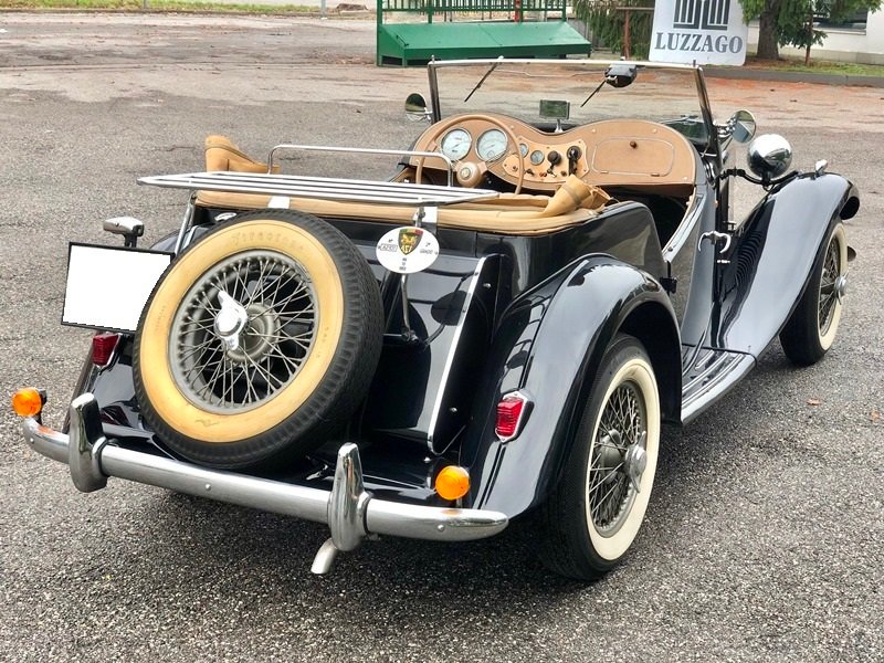 Cabriolet in Brescia, Province of Brescia, Italy 5 - 11272410