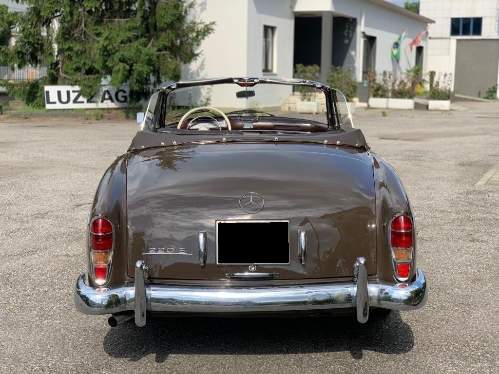 Cabriolet in Brescia, Province of Brescia, Italy 4 - 11273532