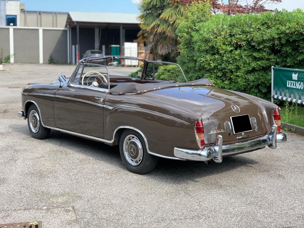 Cabriolet in Brescia, Province of Brescia, Italy 3 - 11273532