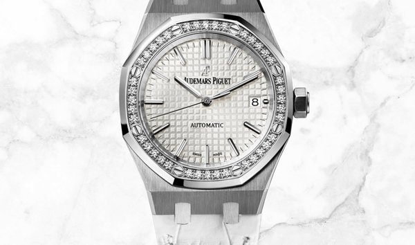 Audemars Piguet 15451ST.ZZ.D011CR.01 Royal Oak Selfwinding Stainless Steel Silvered Dial (11272966)