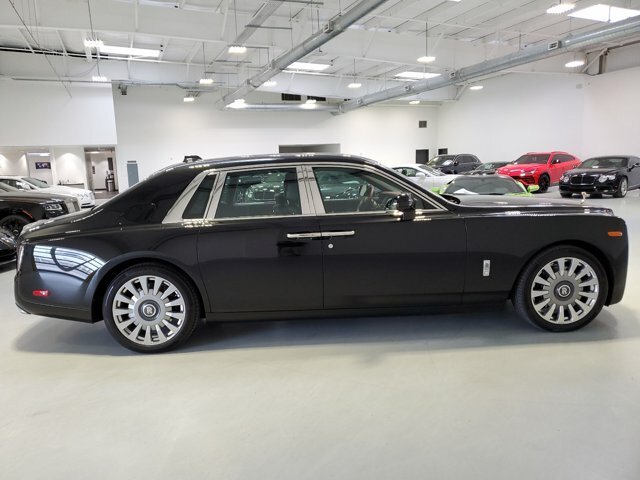 Sedan in United States 2 - 11273057