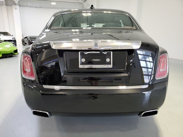Sedan in United States 4 - 11273057