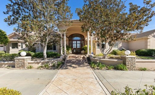 Luxury homes for sale in Fallbrook, California | JamesEdition