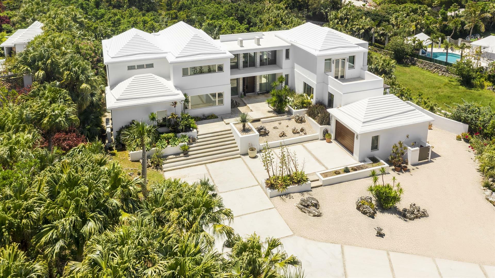 Bermuda'S Modern House In Hamilton Parish, Bermuda For Sale