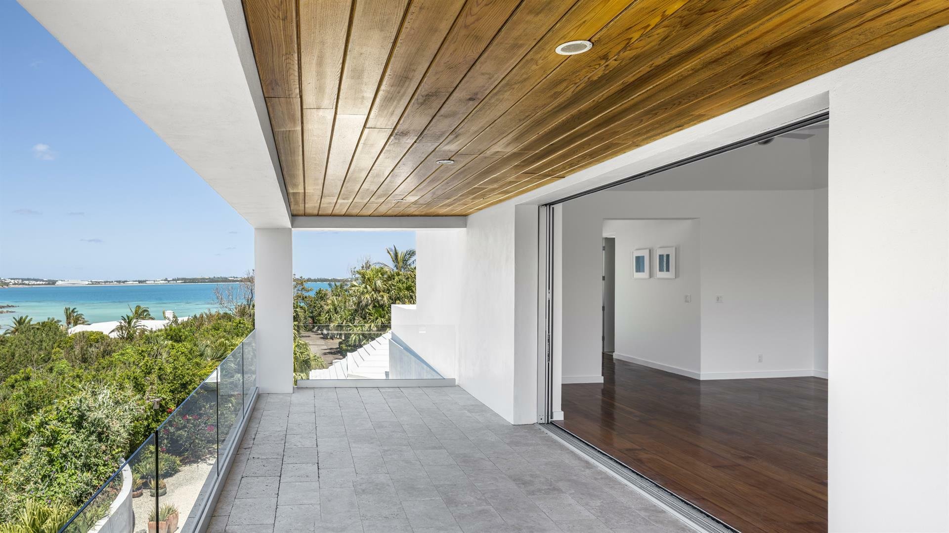 Bermuda'S Modern House In Hamilton Parish, Bermuda For Sale
