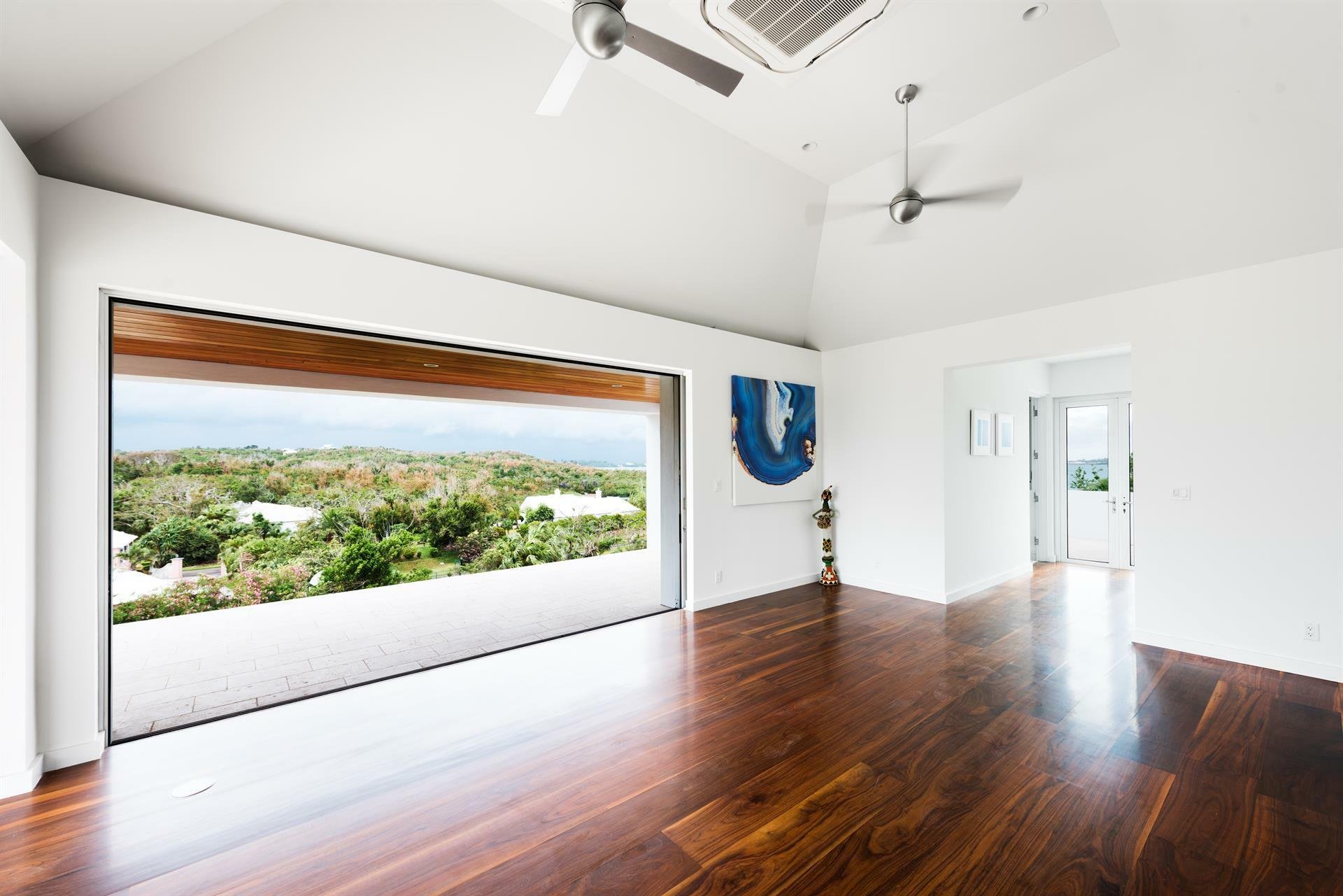Bermuda'S Modern House In Hamilton Parish, Bermuda For Sale