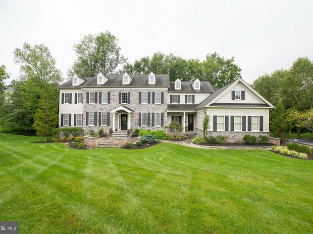 casas de lujo con garaje a la venta en Chadds Ford, Pensilvania