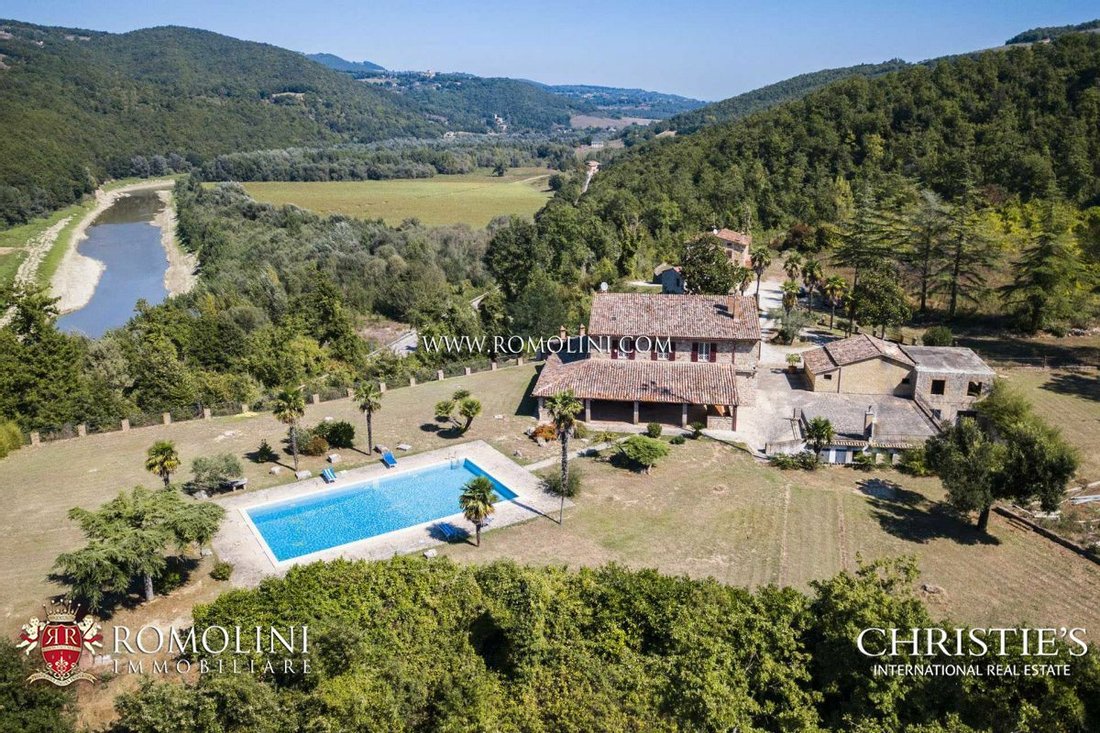 Umbria Umbrian Country Estate For Sale Near Todi In Todi, Umbria, Italy