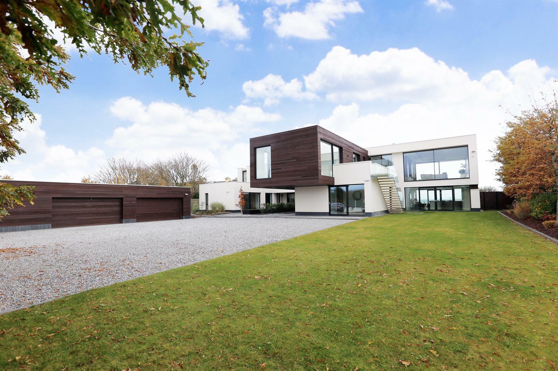 THE BEACH HAUS, COAST ROAD, BETTYSTOWN, CO MEATH in Ireland for sale