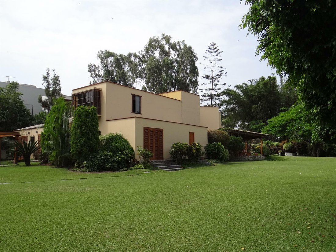 Fantastic House / El In La Molina, Metropolitan Municipality Of Lima