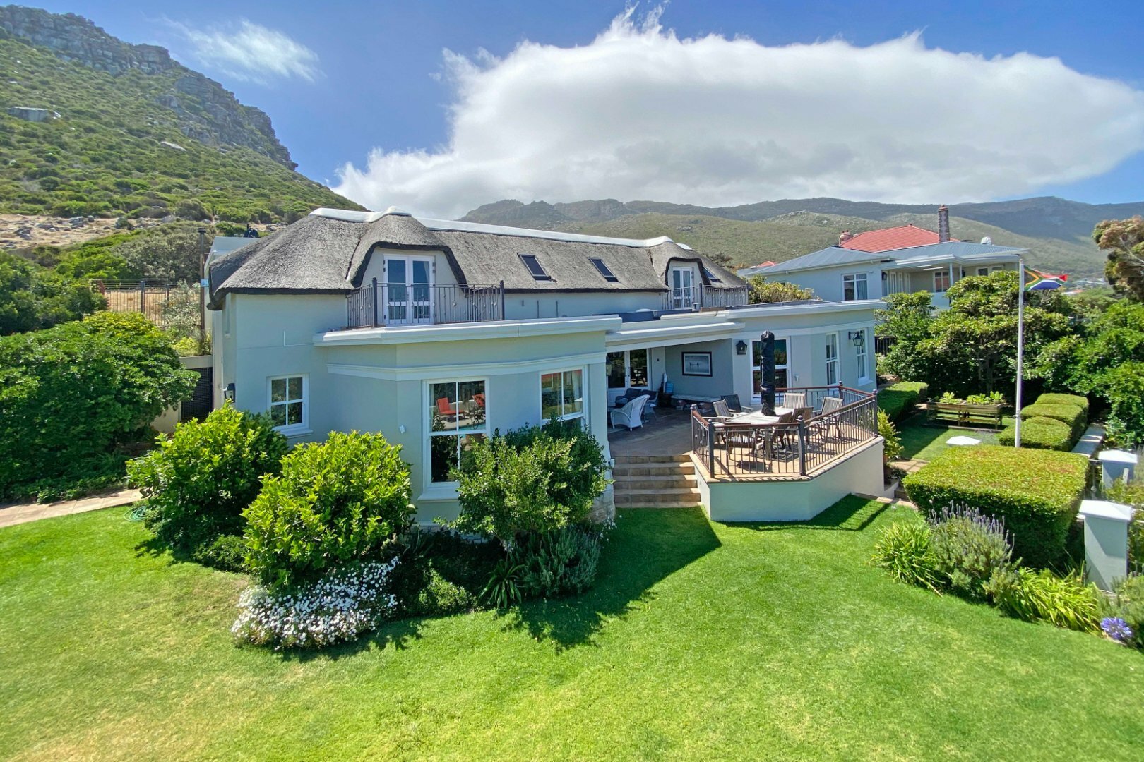 Enchanting Seaside Villa Off Main Road In Cape Town, Western Cape