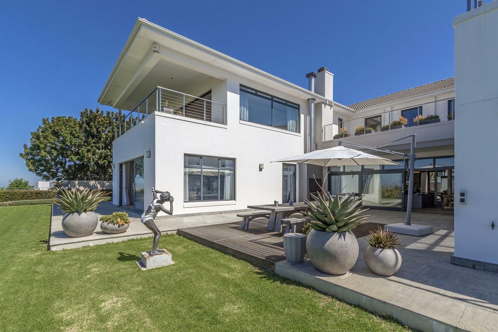 Luxury Masterpiece In Top Somerset West In Cape Town, Western Cape