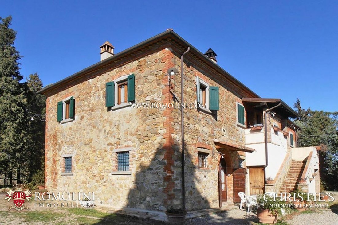 Tuscany Farmhouse For Sale In Lucignano With In Lucignano Tuscany