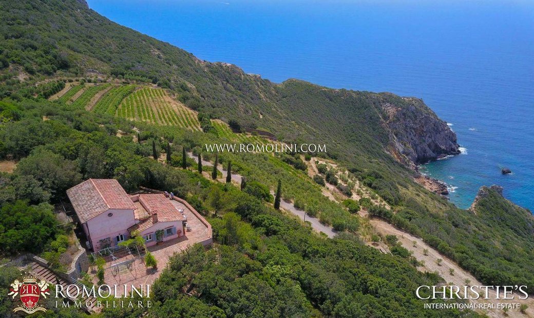 Argentario Waterfront Estate With In Porto Santo Stefano, Tuscany