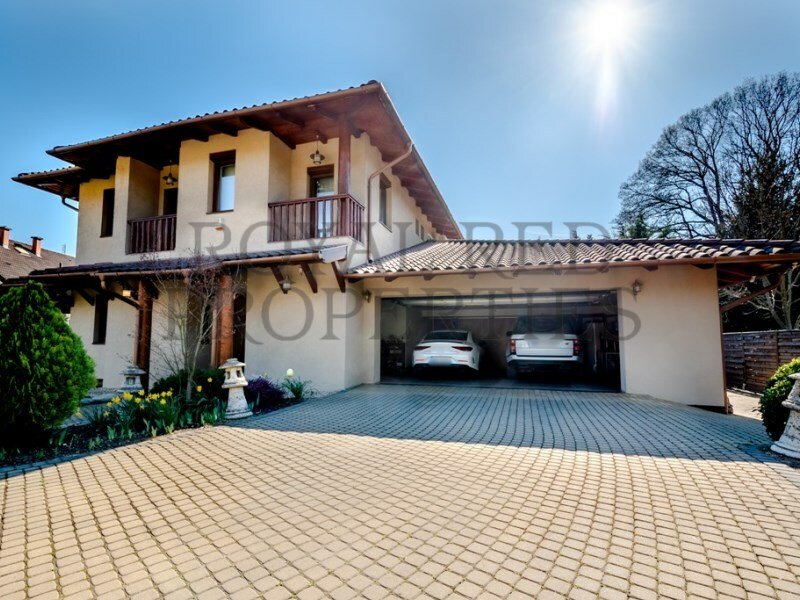 Luxury Family House For Sale Near Budapest In érd, Pest County, Hungary