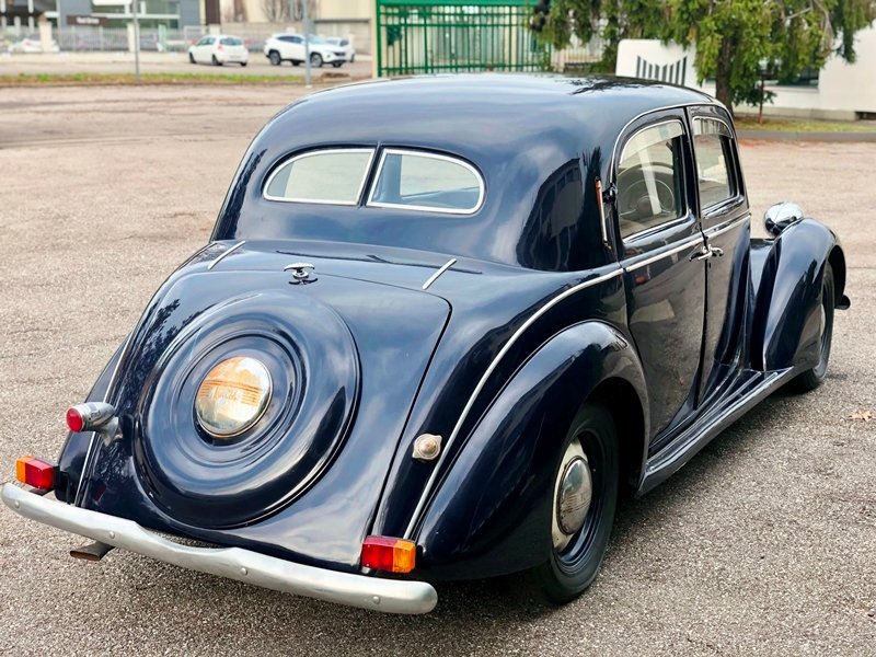 Sedan in Province of Brescia, Italy 5 - 11279959