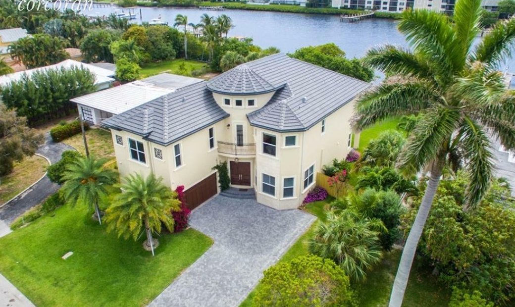 1002 N Atlantic Drive, Lantana/Hypoluxo In Lantana, Florida, United