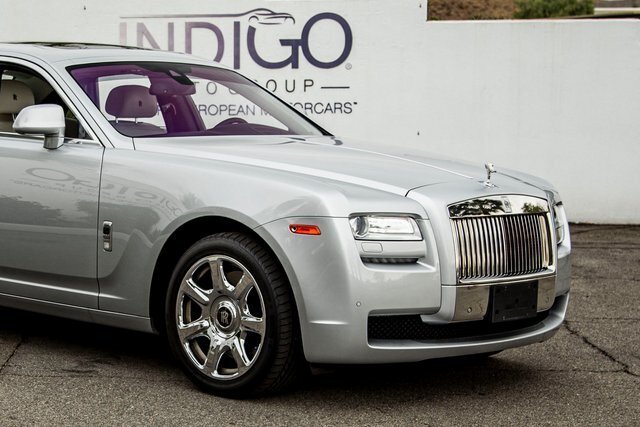 Sedan in United States 2 - 11285699