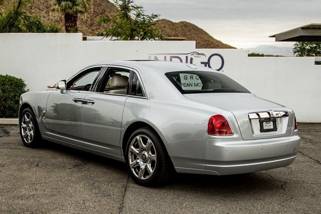 Sedan in United States 5 - 11285699