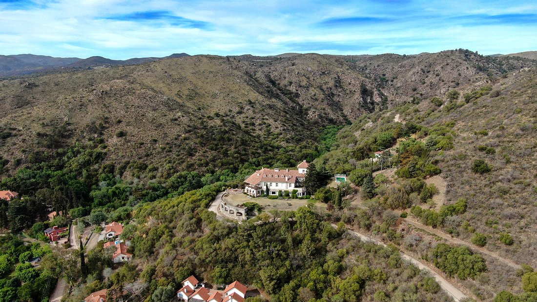 Mandl Castle, Una Casa Llena De Historia Y En La Cumbre, Córdoba, Argentina  En Venta (11278153)