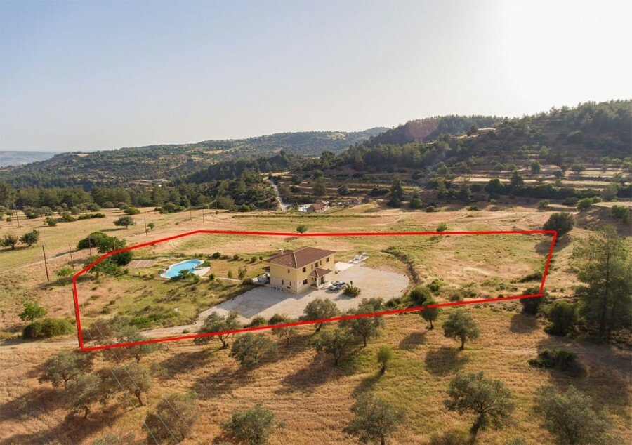 Villa in Poli Crysochous, Paphos, Cyprus 1 - 11293175
