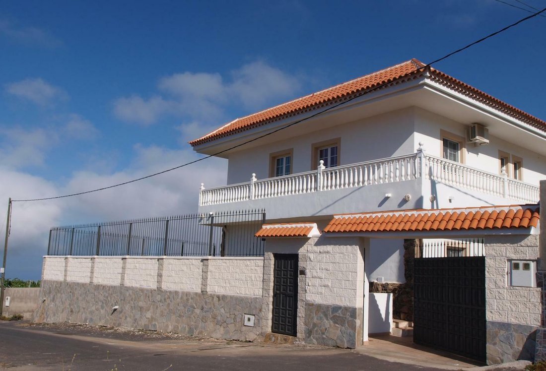 Villa in Guia de Isora, Canary Islands, Spain 1 - 11295985