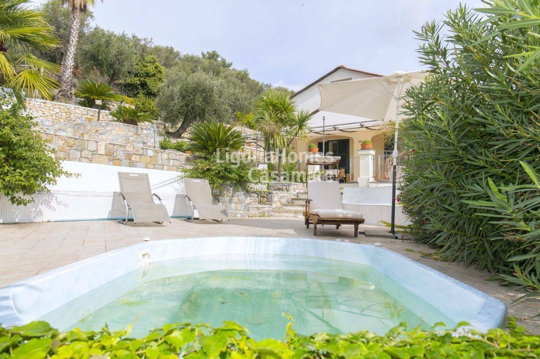 Villa For Sale In Imperia In Imperia, Liguria, Italy For Sale (11297099)