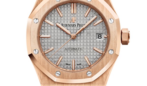 Watches - 190 Audemars Piguet Royal Oak for sale on JamesEdition