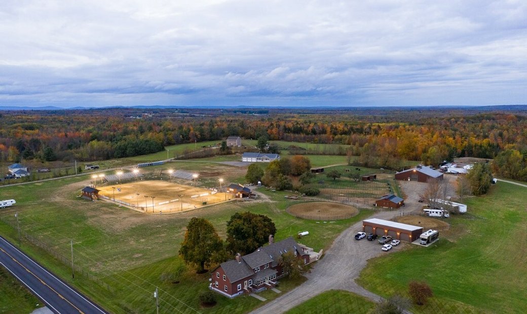 4 Bedrooms Single Family Detached In Levant, Maine, United States For