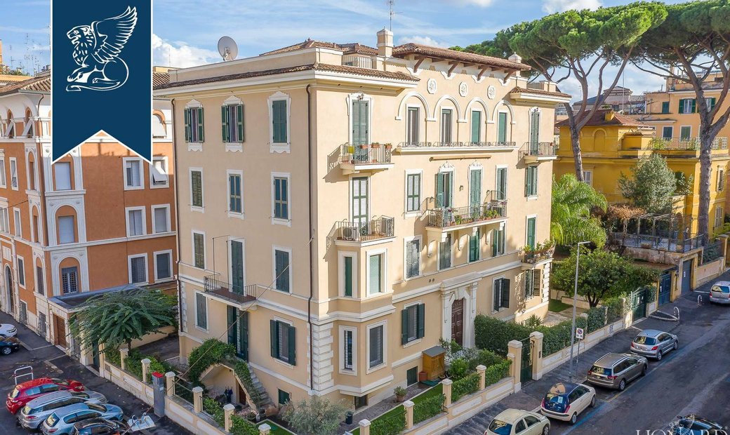 Elegant Apartment In A Period Building In Rome In Rome, Lazio, Italy