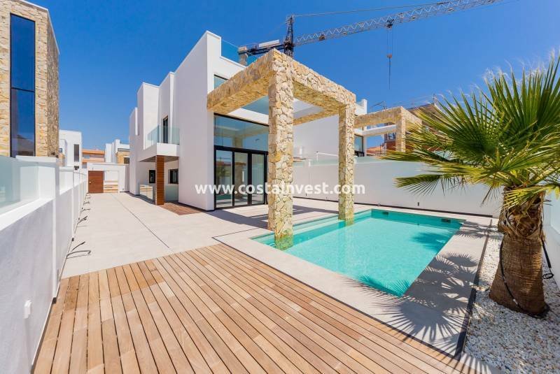 Villa in Torrevieja, Valencian Community, Spain 4 - 10659836