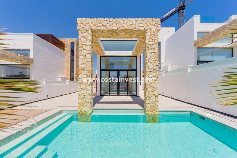 Villa in Torrevieja, Valencian Community, Spain 2 - 10659836
