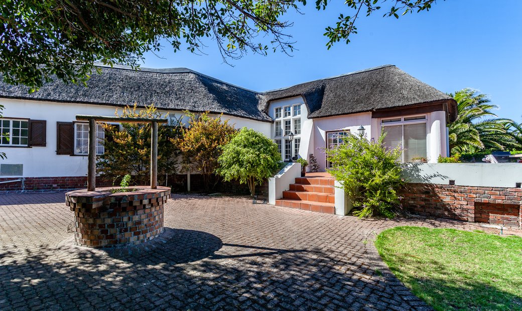Manor Guest House In Cape Town, Western Cape, South Africa For Sale