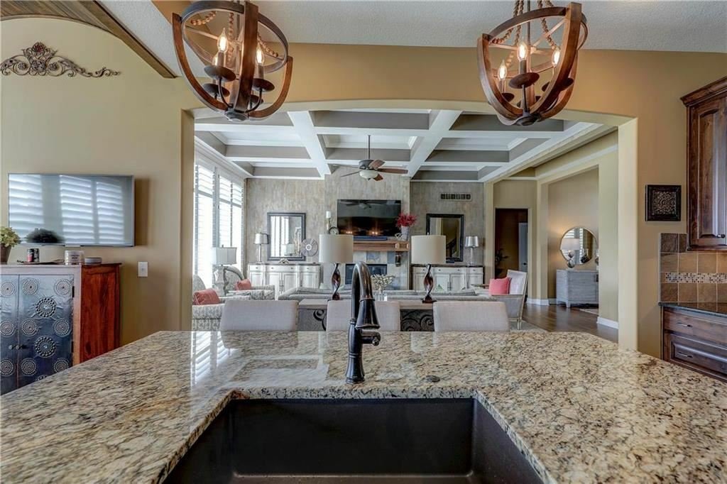 Private, Lake Front Living In Stilwell, Kansas, United States For Sale