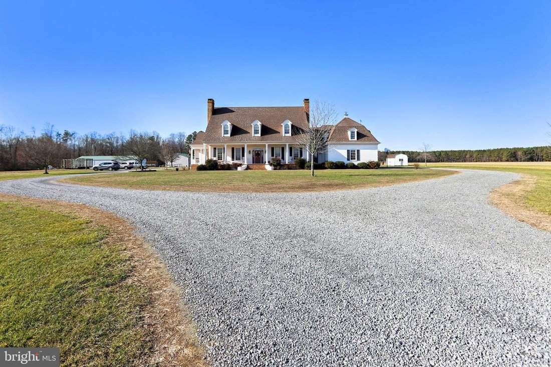 Magnificent Home And Gentlemans Farm In Denton, Virginia, United States
