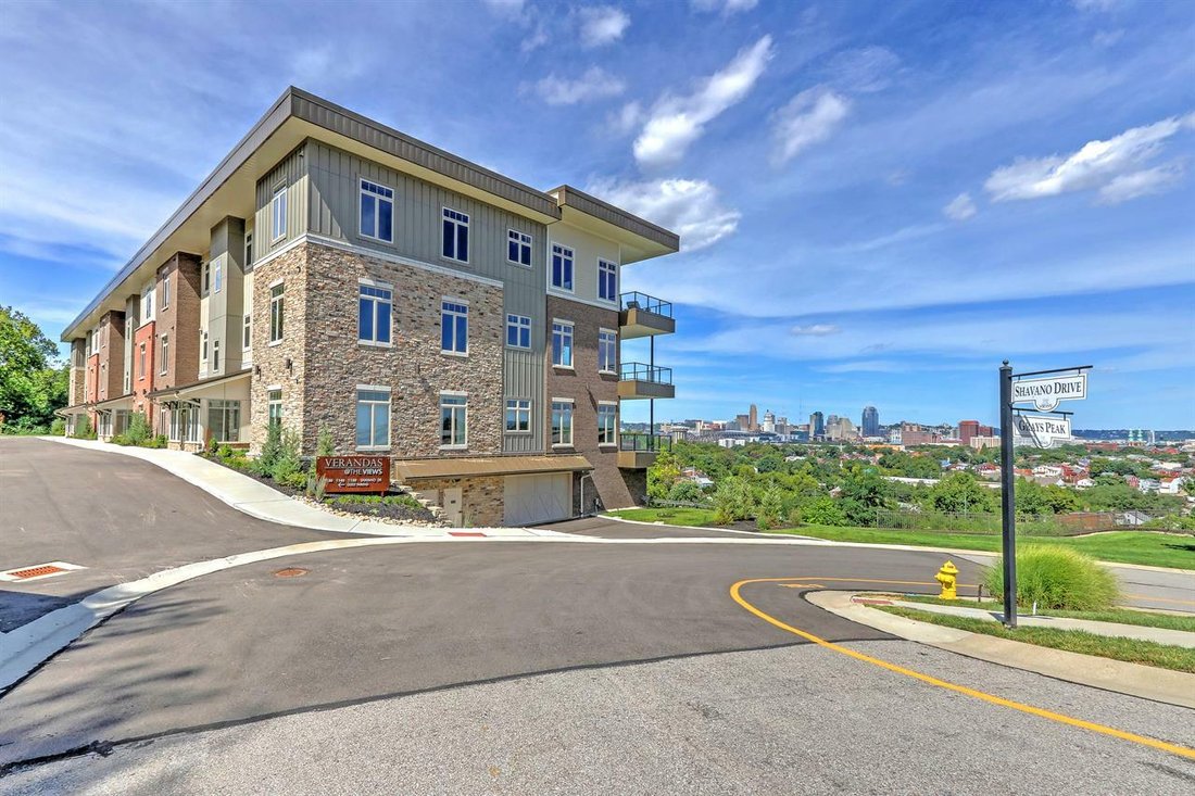Incredible Cincinnati Views In Covington, Kentucky, United States For